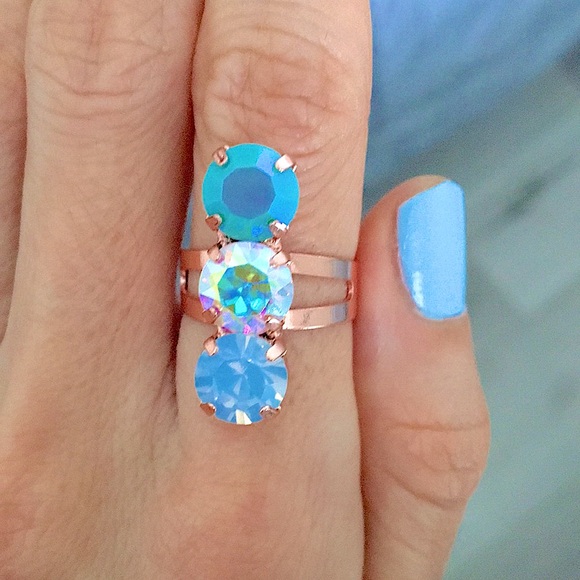 Iridescent TurquoiseAurora Borealis +Light Sapphire Opal Rose Gold Crystal Ring